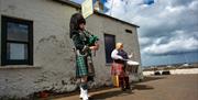 Ulster-Scots Piper and Drummer